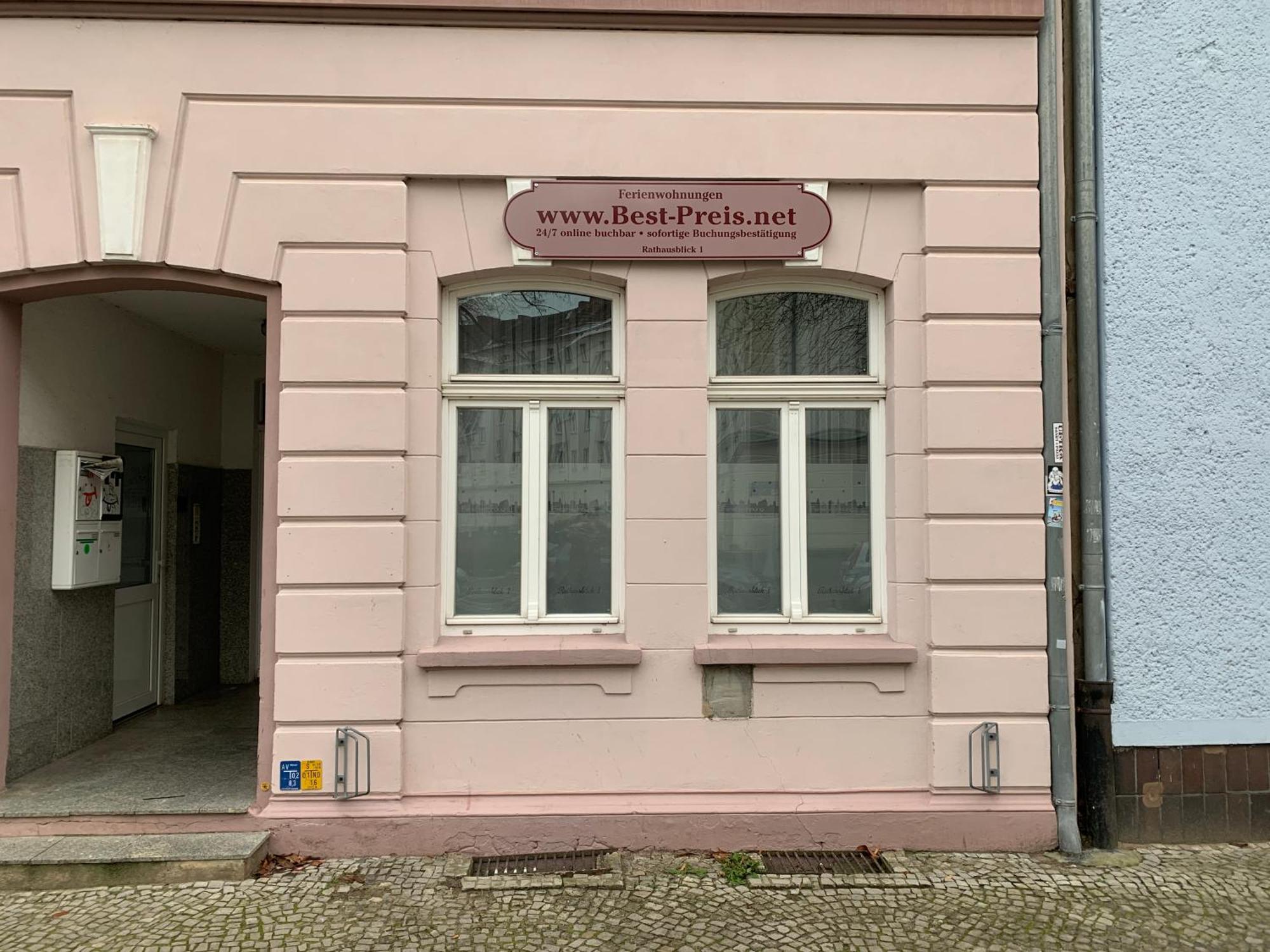 Best-Preis Fewo Rathausblick 2 - Zentrale Lage In Wittenberge - 2 Personen - Einzelzimmer - Vollausstattung - Wlan / Prime & Self-Check-In Екстер'єр фото